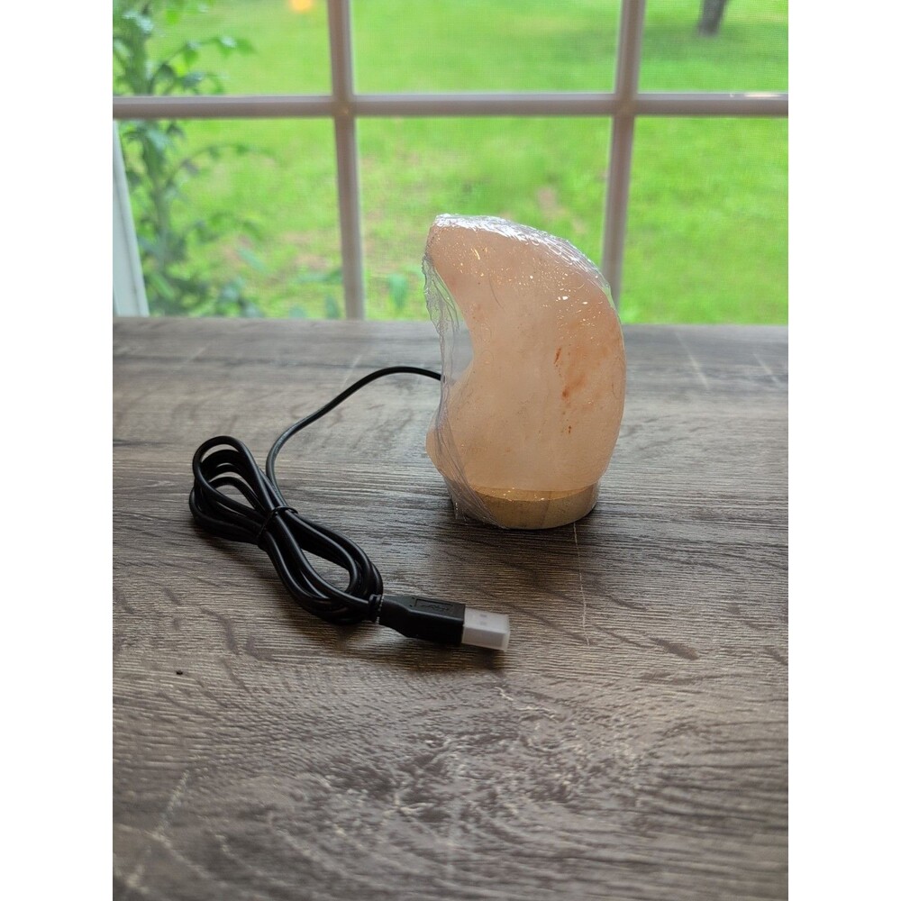 Himalayan LED Salt Lamp | Crescent Moon Shaped | USB Powered New In Plastic